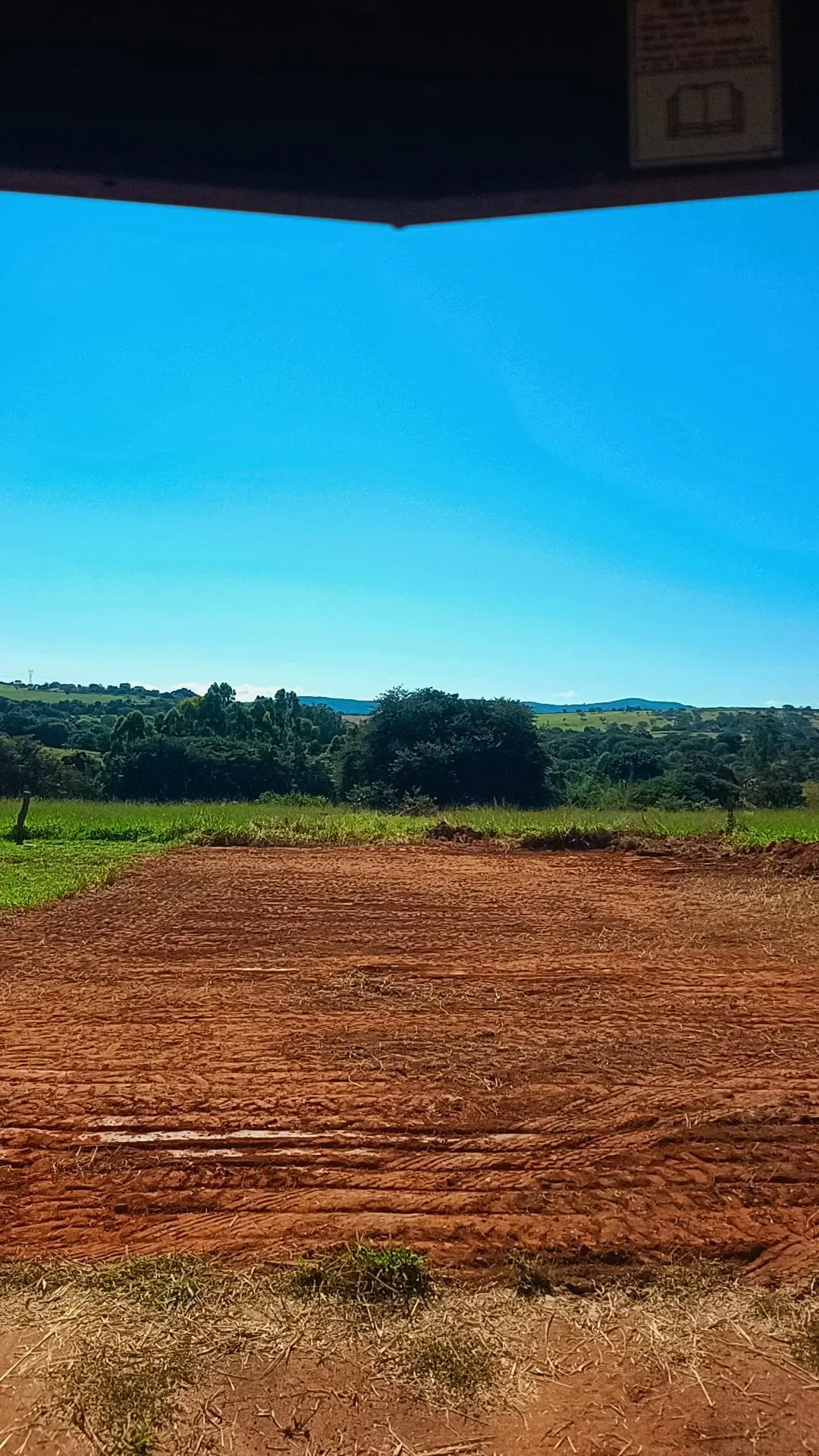 Operação de terraplanagem JT Areias